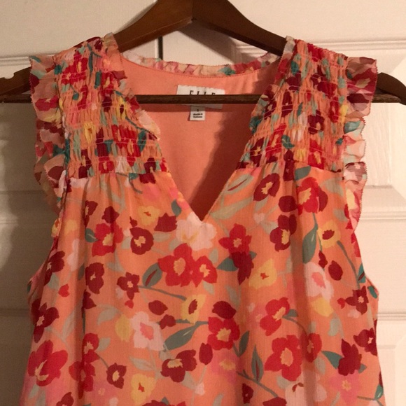 Cute and comfy layered top - Picture 2 of 7